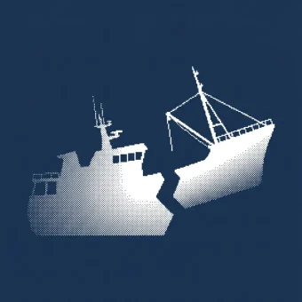 Bateau de pêche et installations portuaires de Sapmer à La Réunion